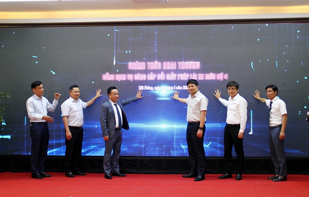 Tăng cường tuyên truyền triển khai dịch vụ công trực tuyến đổi Giấy phép lái xe